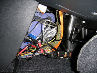 Placing the Bluetooth unit to center console